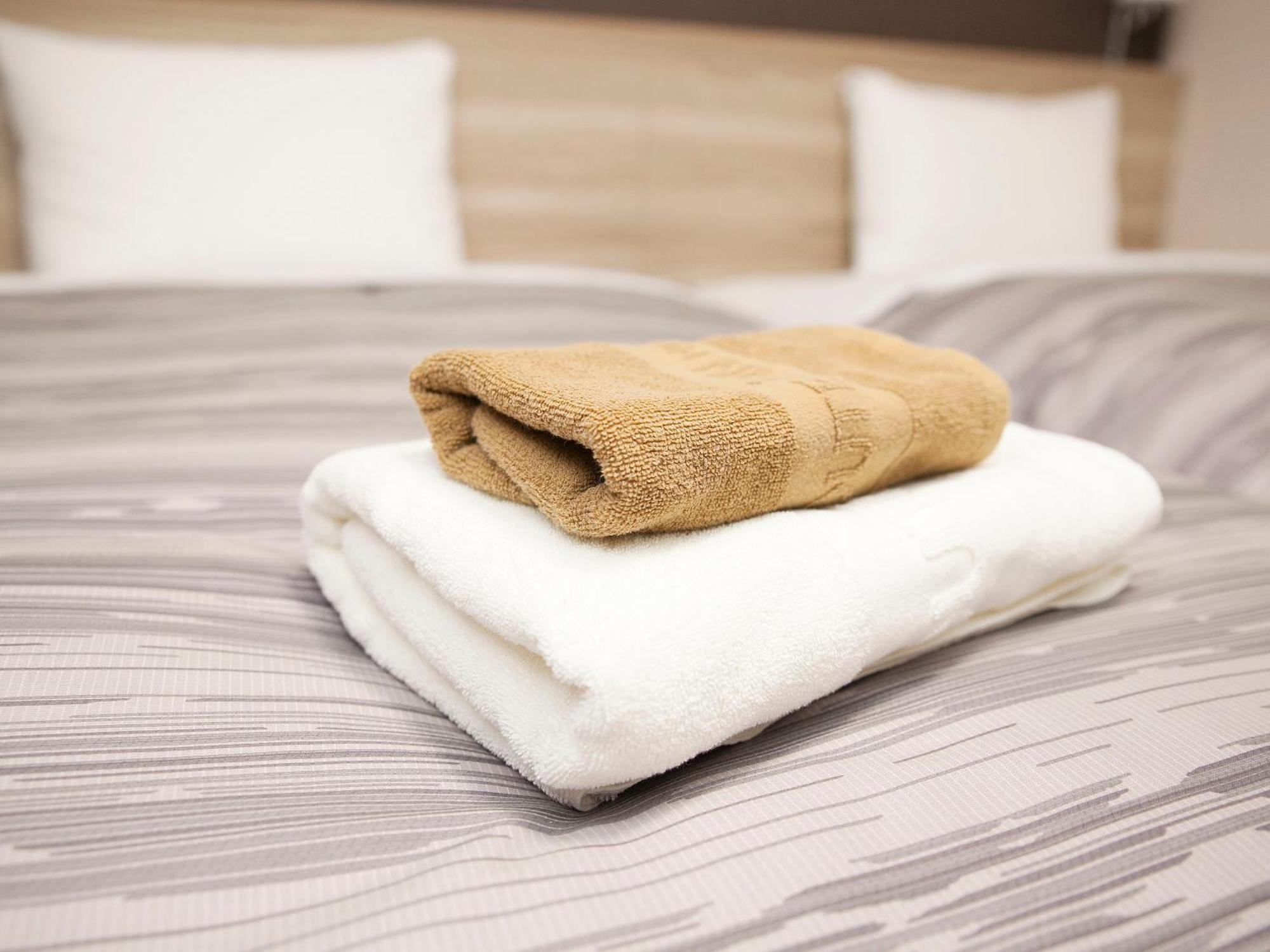 Hotel Route-Inn Toyama Ekimae Kültér fotó