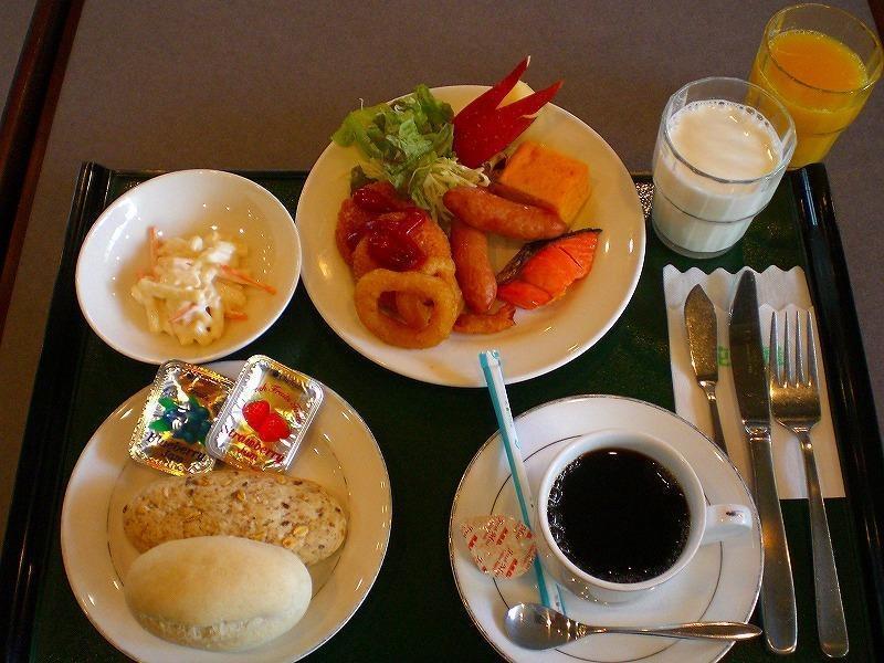 Hotel Route-Inn Toyama Ekimae Kültér fotó